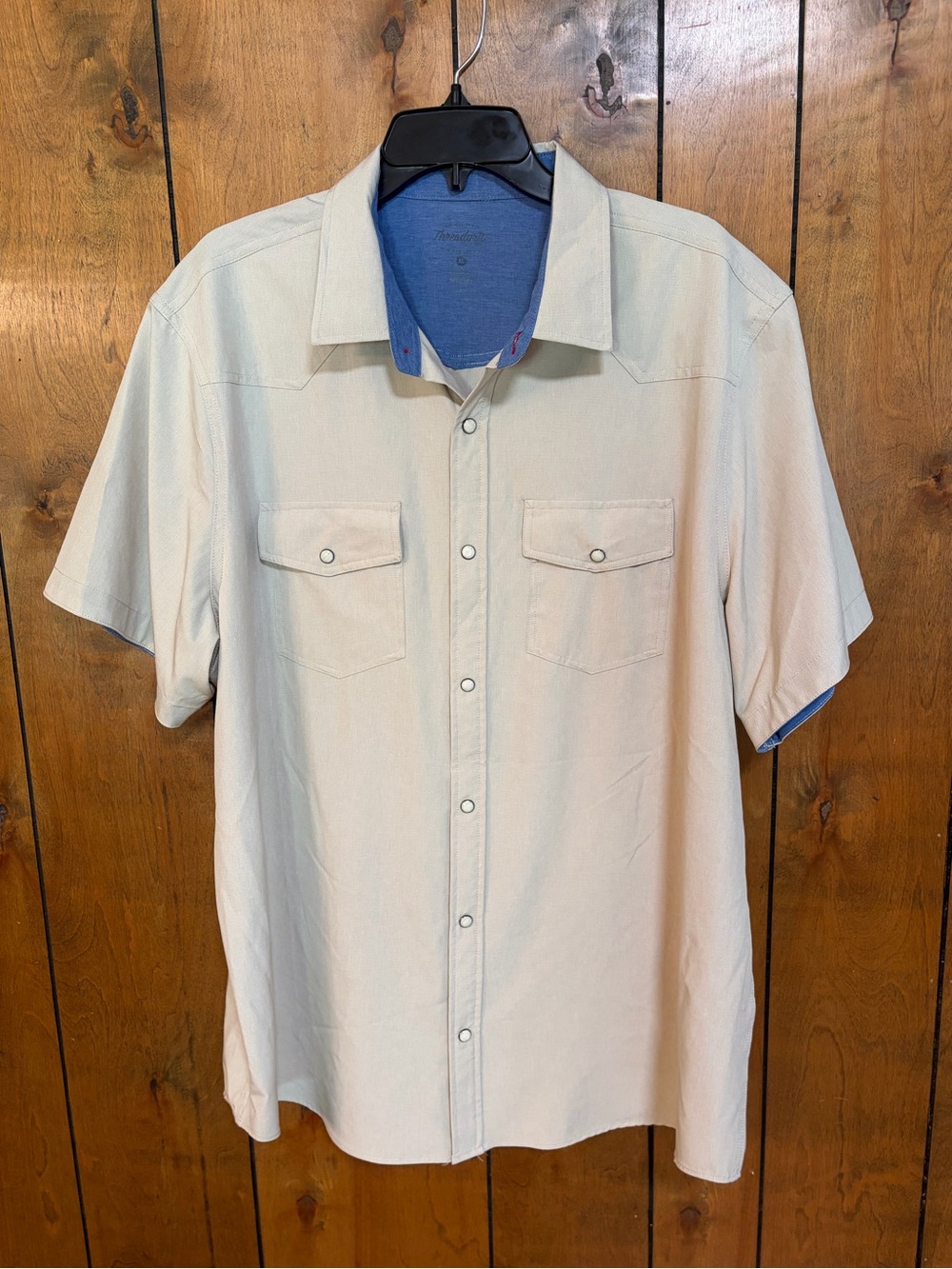 Men's Short Sleeve Button-Down Shirt in Cream with Blue Trim